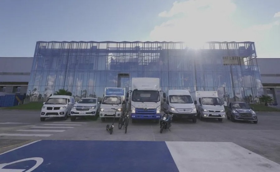 X-Cargo, Cargo Logistic System y Enco Express recibieron 20 vehículos eléctricos de Auteco Mobility