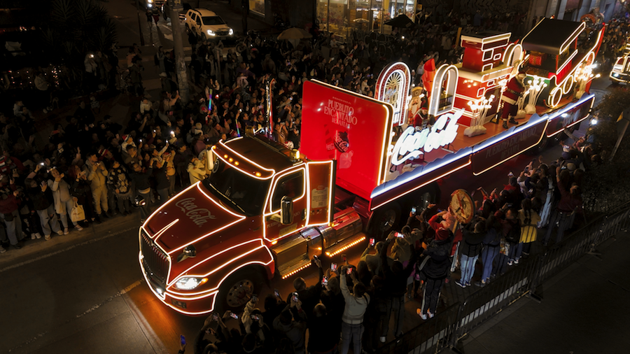 Este 18 de diciembre, la Caravana Coca-Cola irá del Parque Prudencio Padilla a Puerta de Oro