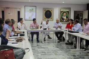 VOCES365_Reunión_con_alcaldes_y_gerentes_de_hospitales_para_analizar_deuda_con_Electricaribe