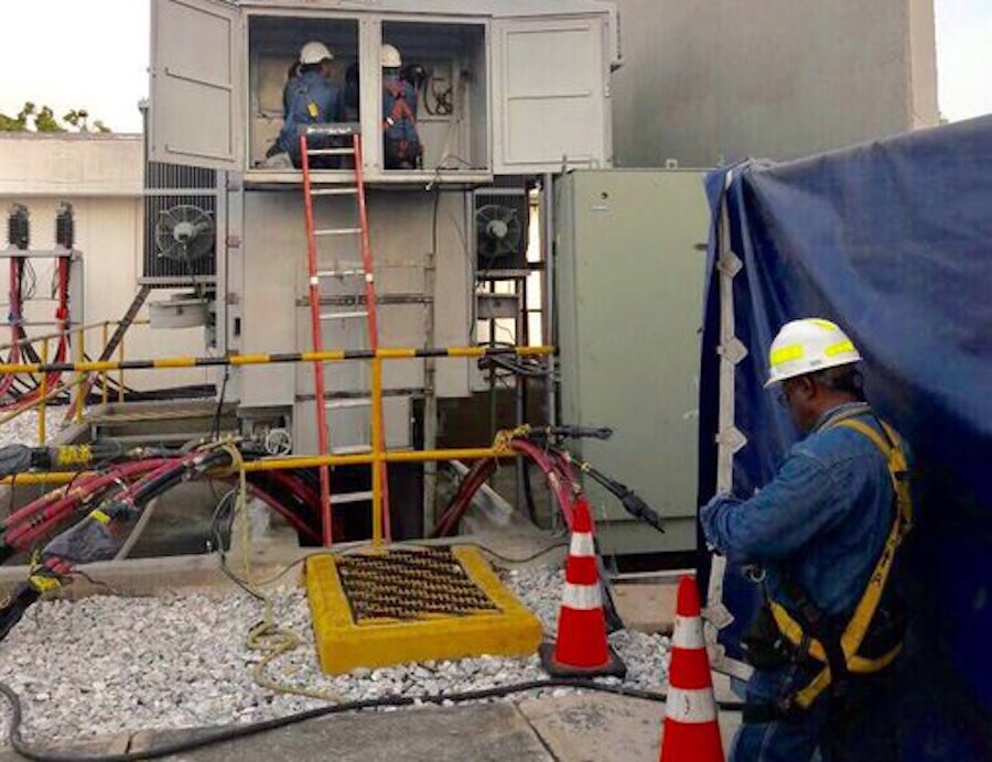 Air-e realiza mantenimiento eléctrico en Malambo