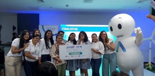 Escuelas de Candelaria y Baranoa ganaron la iniciativa Ennova S-cool, liderada por Air-e
