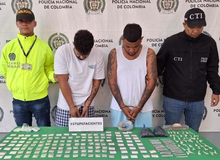 Capturan a dos sujetos por tráfico de estupefacientes