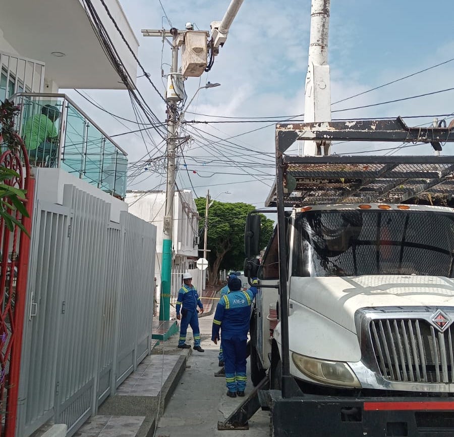 Mantenimiento de redes eléctricas afectará el servicio en barrios de Barranquilla y Usiacurí este martes