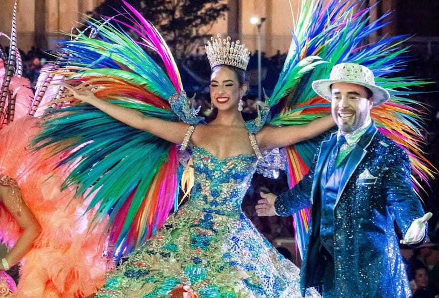 Cumbia, champeta y mariposas de Macondo: así brilló la coronación del Carnaval de la 44
