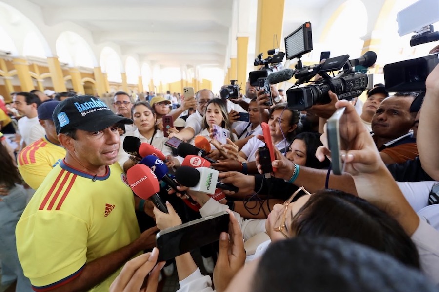 “La gente vive encarcelada y los bandidos de fiesta”: El devastador reclamo de Alex Char que sacude las redes
