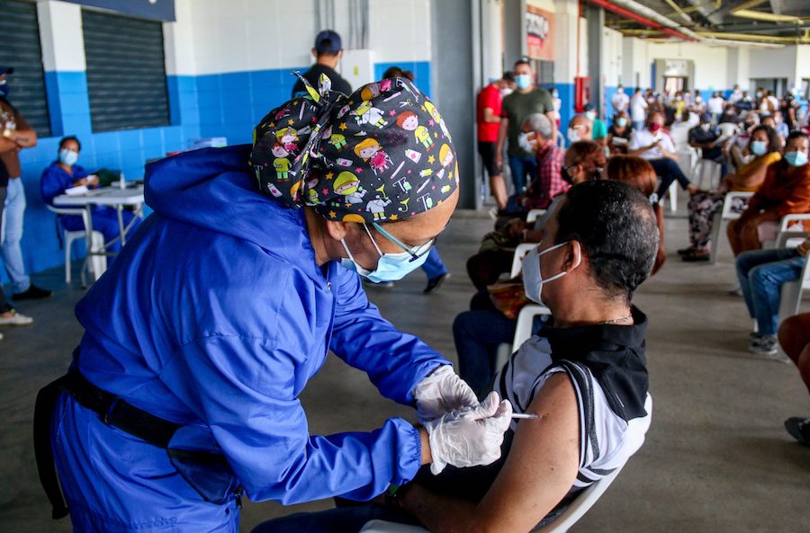 vacunacion-comprimida-scaled